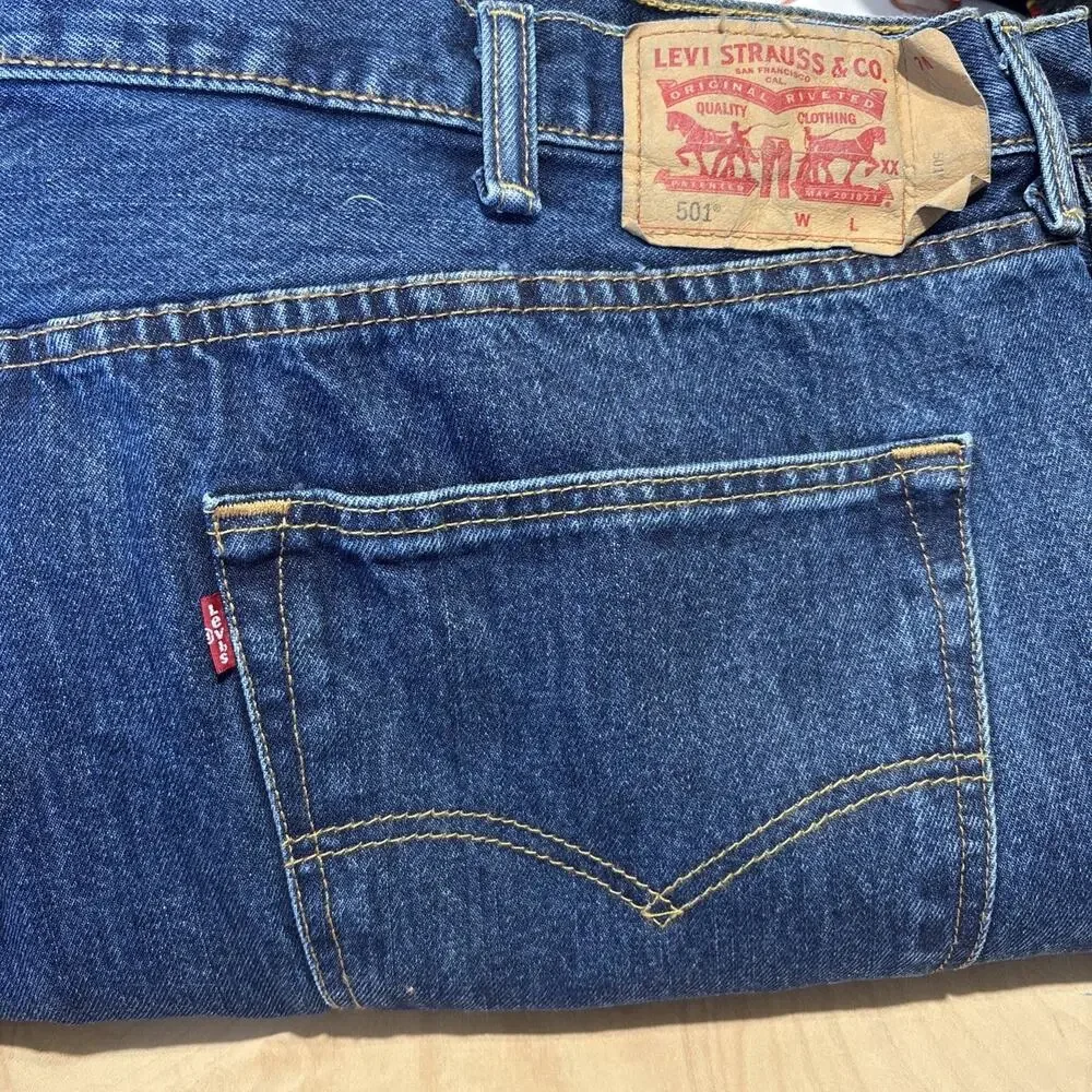 Levis 501 Mens 46x28 (46x27) Button Fly Dark Wash Denim Red Tag